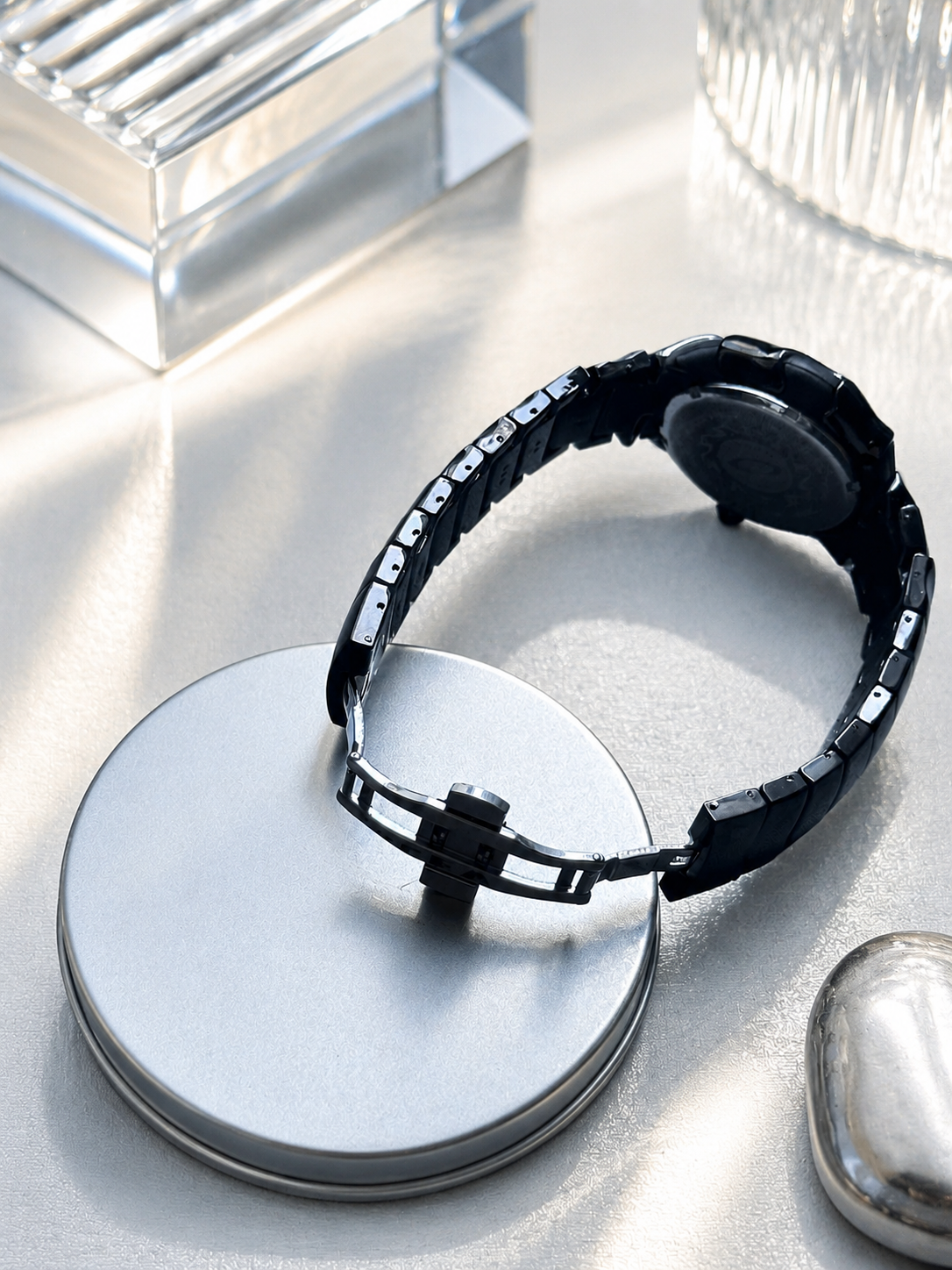 Oakley Blade White Dial Chrome Black Bracelet