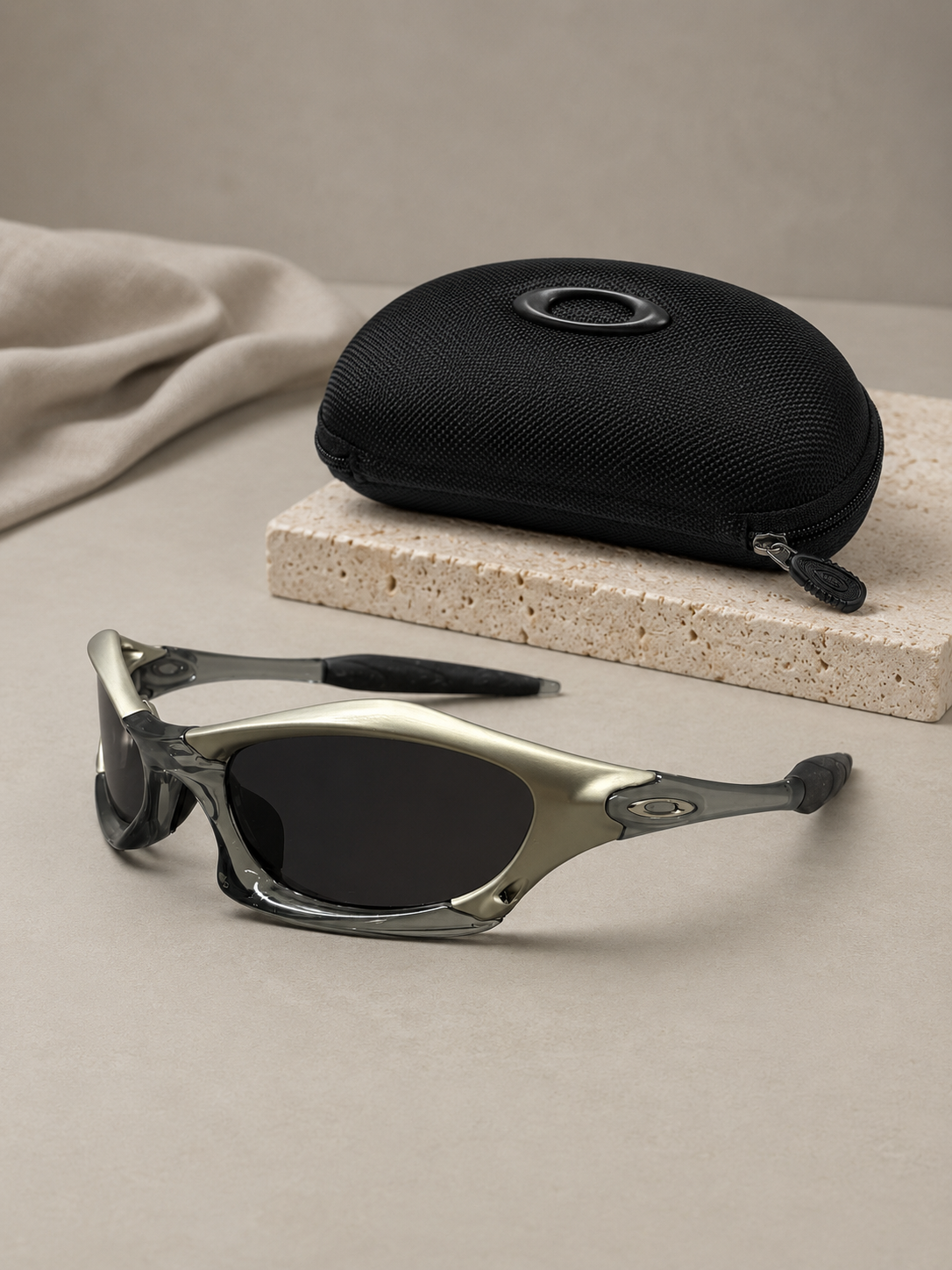 Vintage Oakley Splice Sunglasses — Platinum Frame / Black Lens